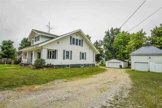 105 N State St, Oaktown, IN 47561