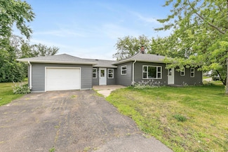 128 Summer St S, Pierz, MN 56364