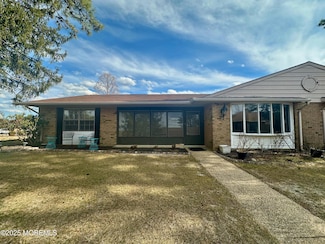 52A Buckingham Dr Unit 144A, Manchester, NJ 08759