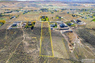 1240 S Rimline Dr, Ammon, ID 83401