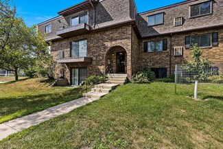 1013 Woodland Heights Ct SE Unit 3, Cedar Rapids, IA 52403