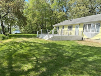 145 Massapeag Side Rd, Uncasville, CT 06382