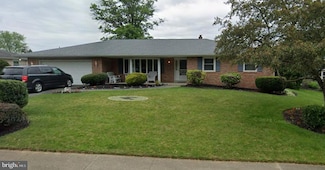 970 Cortleigh Dr, York, PA 17402