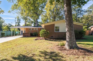 1208 Tanglewood Ave, High Point, NC 27265