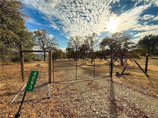 4053 Triangle Rd, Mariposa, CA 95338