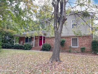 402 Aquarius Dr, Wilmington, NC 28411
