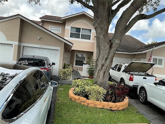 4925 W Lakes Dr, Deerfield Beach, FL 33442