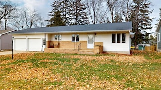 415 2nd St NW, New Richland, MN 56072