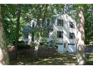 4 Meserve Rd, Durham, NH 03824