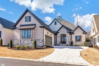 208 Chestnut Pond Ln, Simpsonville, SC 29681
