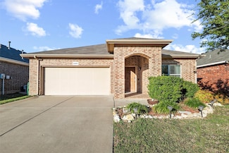 9405 Navarro St, Crowley, TX 76036
