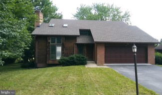 105 Masters Dr, Cross Junction, VA 22625