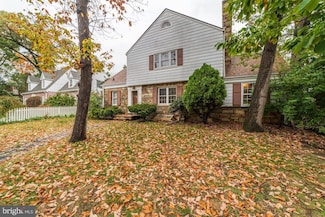 1239 S Oakcrest Rd, Arlington, VA 22202