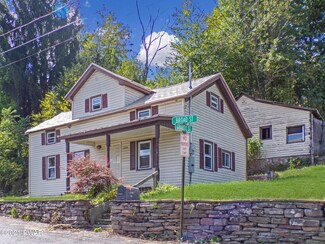 224 Broad St, Honesdale, PA 18431