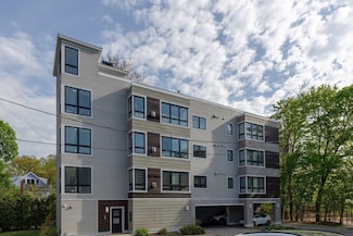 60 Cameron St Unit 2, Brookline, MA 02445