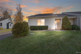 3678 Black Brant Dr, Liverpool, NY 13090