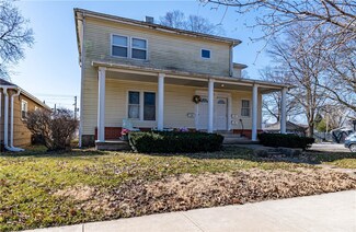 2221 Western Ave, Mattoon, IL 61938