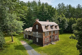 24 W Oxbow Rd, Charlemont, MA 01339