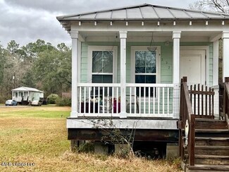 9332 Wildrock Ln, Moss Point, MS 39562