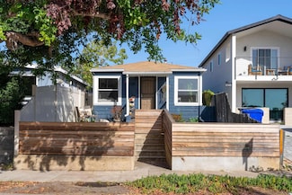 2134 Reed Ave, San Diego, CA 92109