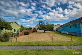 2019 N Ave, Anacortes, WA 98221