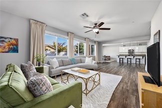 308 White Alder Dr, Bakersfield, CA 93314