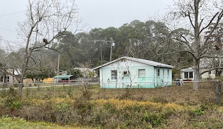 5 Bayview Dr, Apalachicola, FL 32320