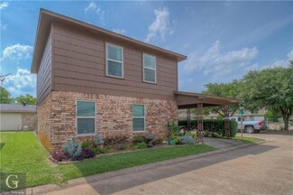 207 Rampart St, Bossier City, LA 71112