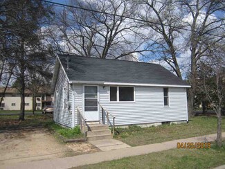 250 E Liberty St, Adams, WI 53910