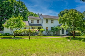 457 Westford Rd, Concord, MA 01742