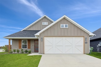 941 Tesslynn Ave, Godley, TX 76044