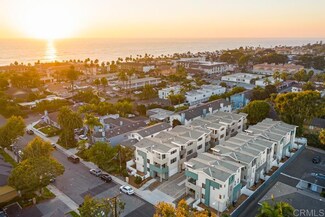 364 Walnut Ave, Carlsbad, CA 92008