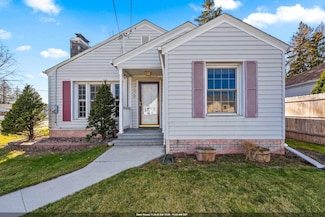 953 Roscoe St, Green Bay, WI 54304