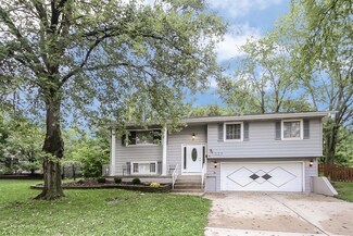 337 Rugby Place, Schaumburg, IL 60194