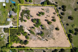 107 Armadillo Dr, Sanctuary, TX 76020