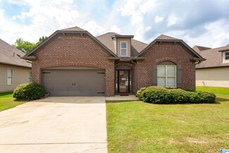 2084 Shamrock Ln, Moody, AL 35004