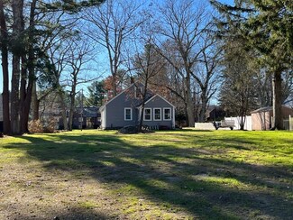 13R Point Pleasant Ave, Webster, MA 01570