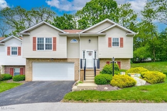 75 River Ridge Ln, Munroe Falls, OH 44262