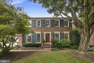 13050 Farthingale Dr, Herndon, VA 20171