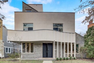 2737 Highland Ave, Evanston, IL 60201