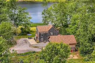 84 Dewmar Ln, Union, ME 04862