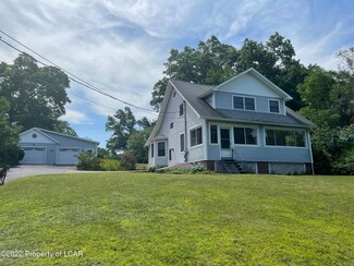 616 S Main Rd, Mountain Top, PA 18707