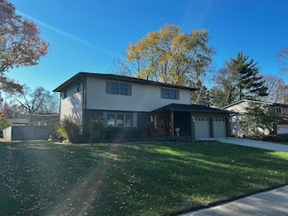 487 Longfellow Ave, Worthington, OH 43085