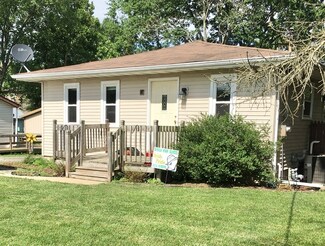 180 N Main St, Seneca, IL 61360
