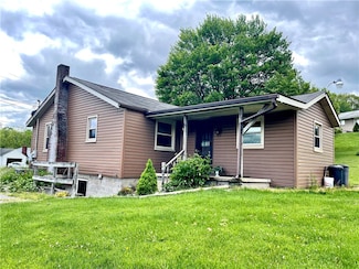 1339 Freeport Rd, Kittanning, PA 16201
