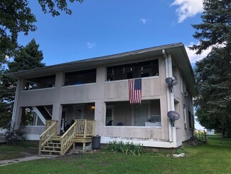 316 W Chestnut St, Compton, IL 61318