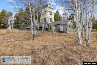 9267 Red Creek Rd, Casper, WY 82601
