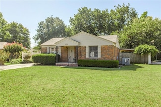 556 SW 52nd St, Oklahoma City, OK 73109