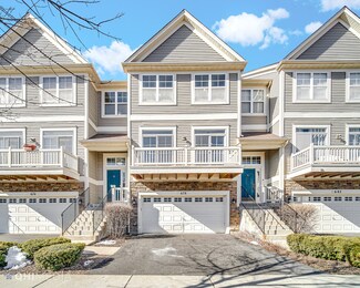 678 Shoreline Dr, Grayslake, IL 60030