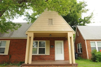 1303 S College Ave, Tulsa, OK 74104